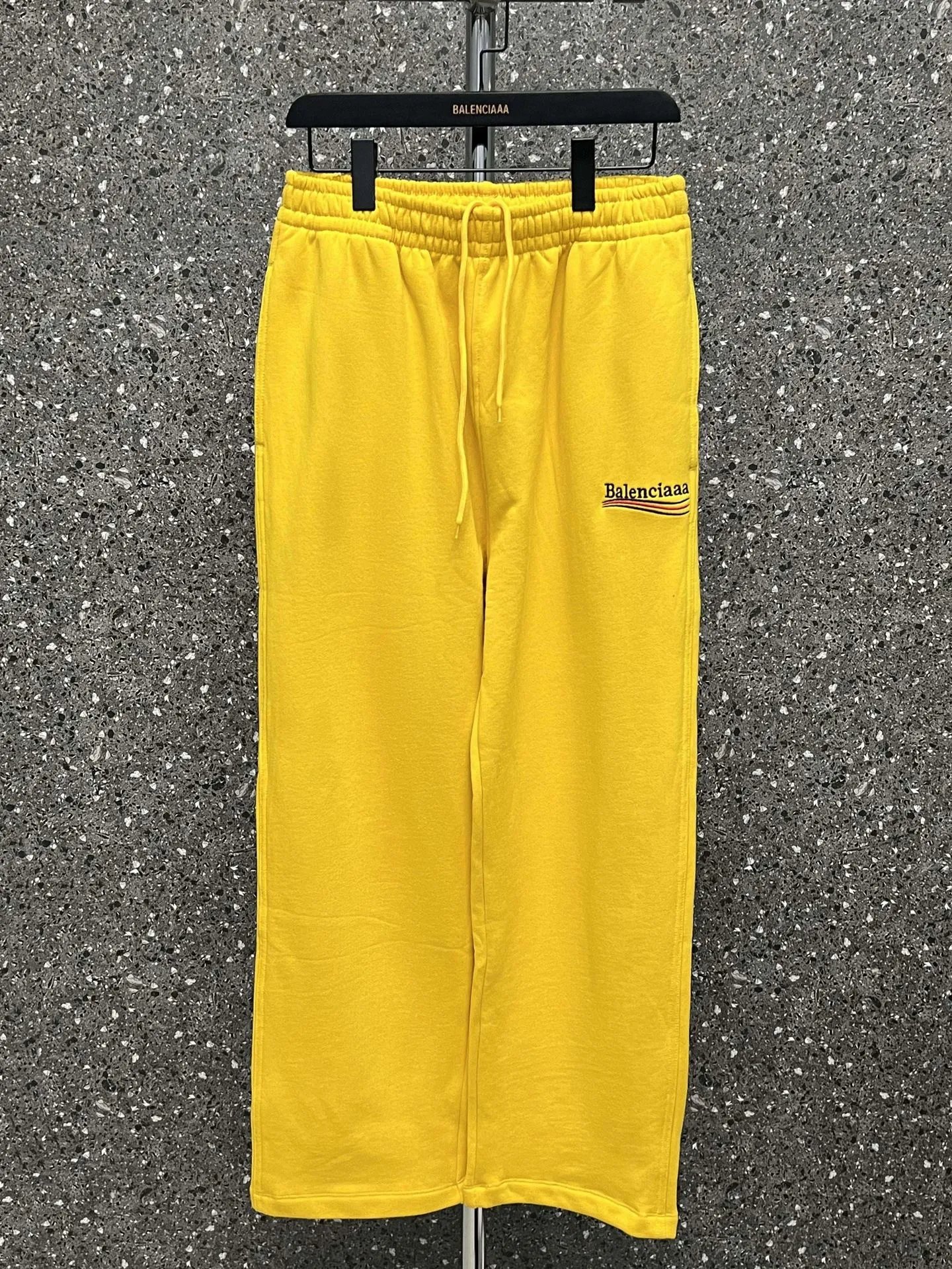 Balenciaga Logo-Embroidered Yellow Sweatpants - 5