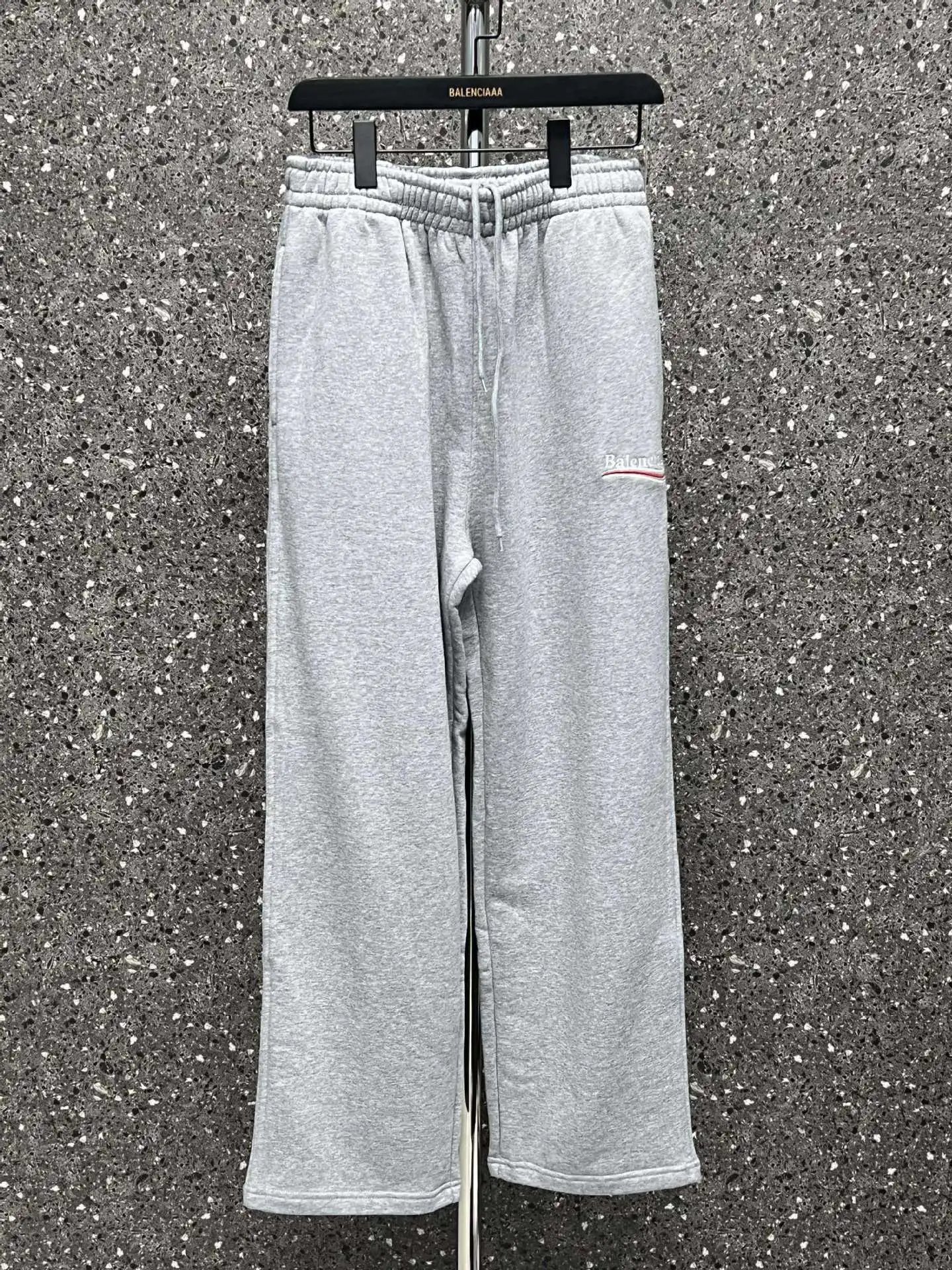 Balenciaga Logo-Embroidered Yellow Sweatpants - 10