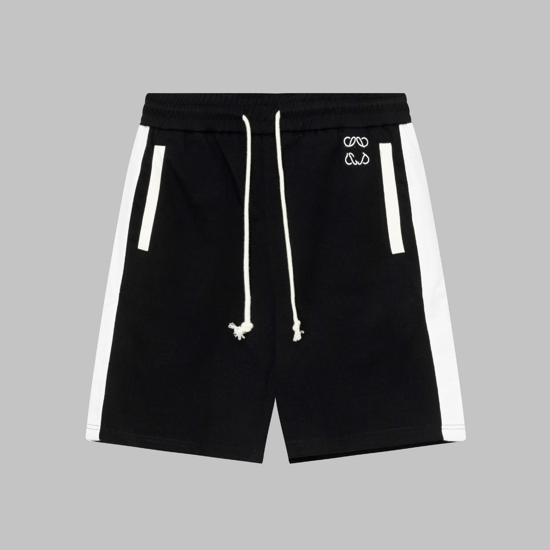 Embroidered Loose Shorts photo 3
