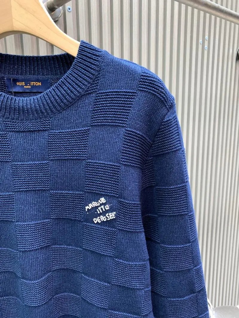 Checked Embroidered Wool Sweater photo 7