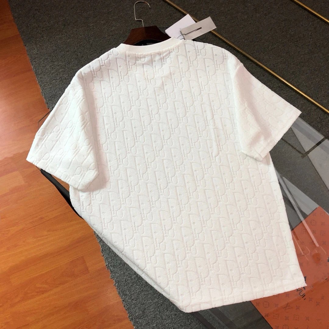 Knitted T-Shirt and Shorts Set photo 8