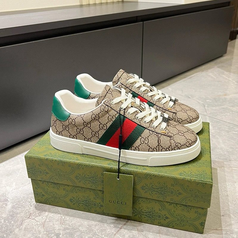 Casual Leather Sneakers photo 4