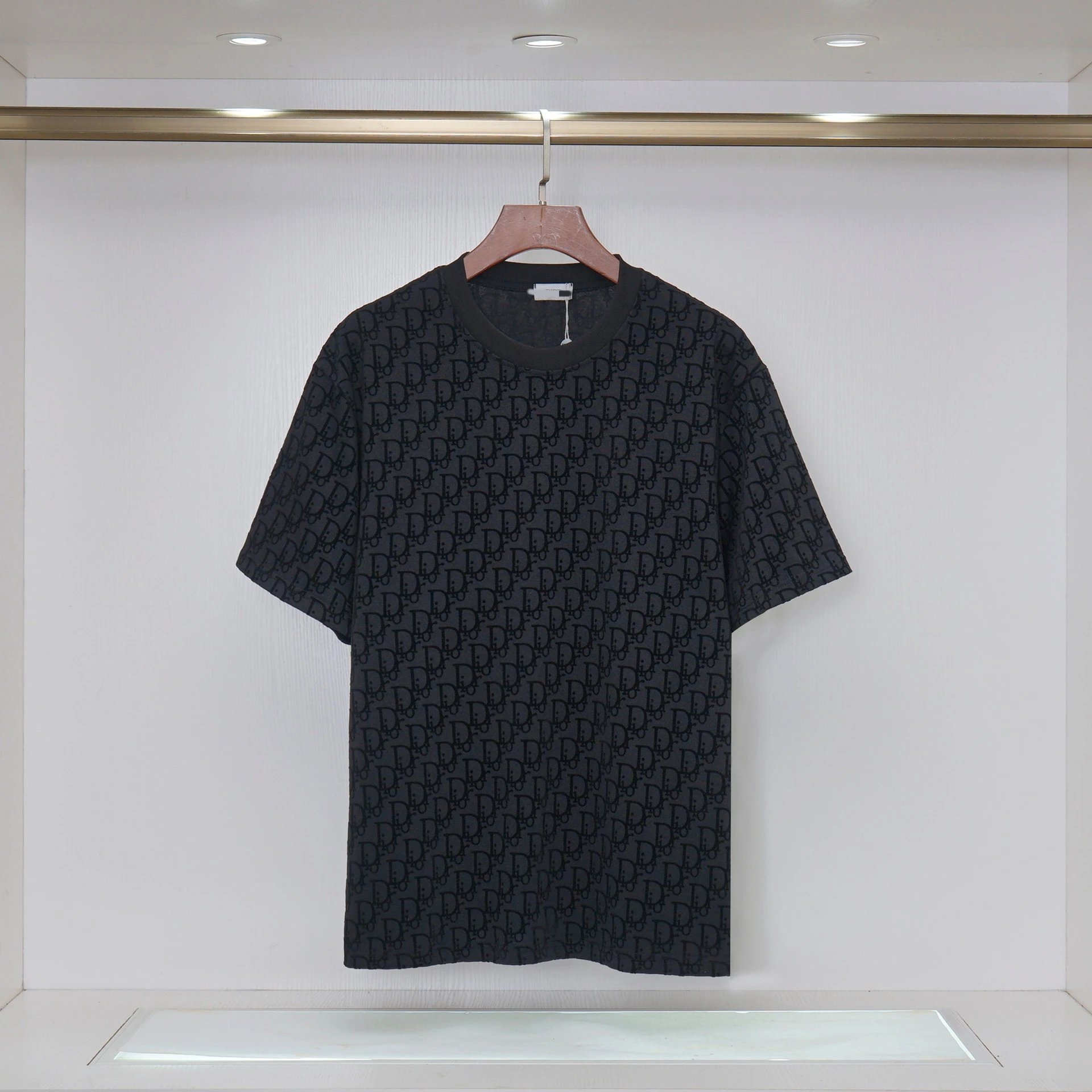 Double F Letter Jacquard Short Sleeve T-Shirt photo 2