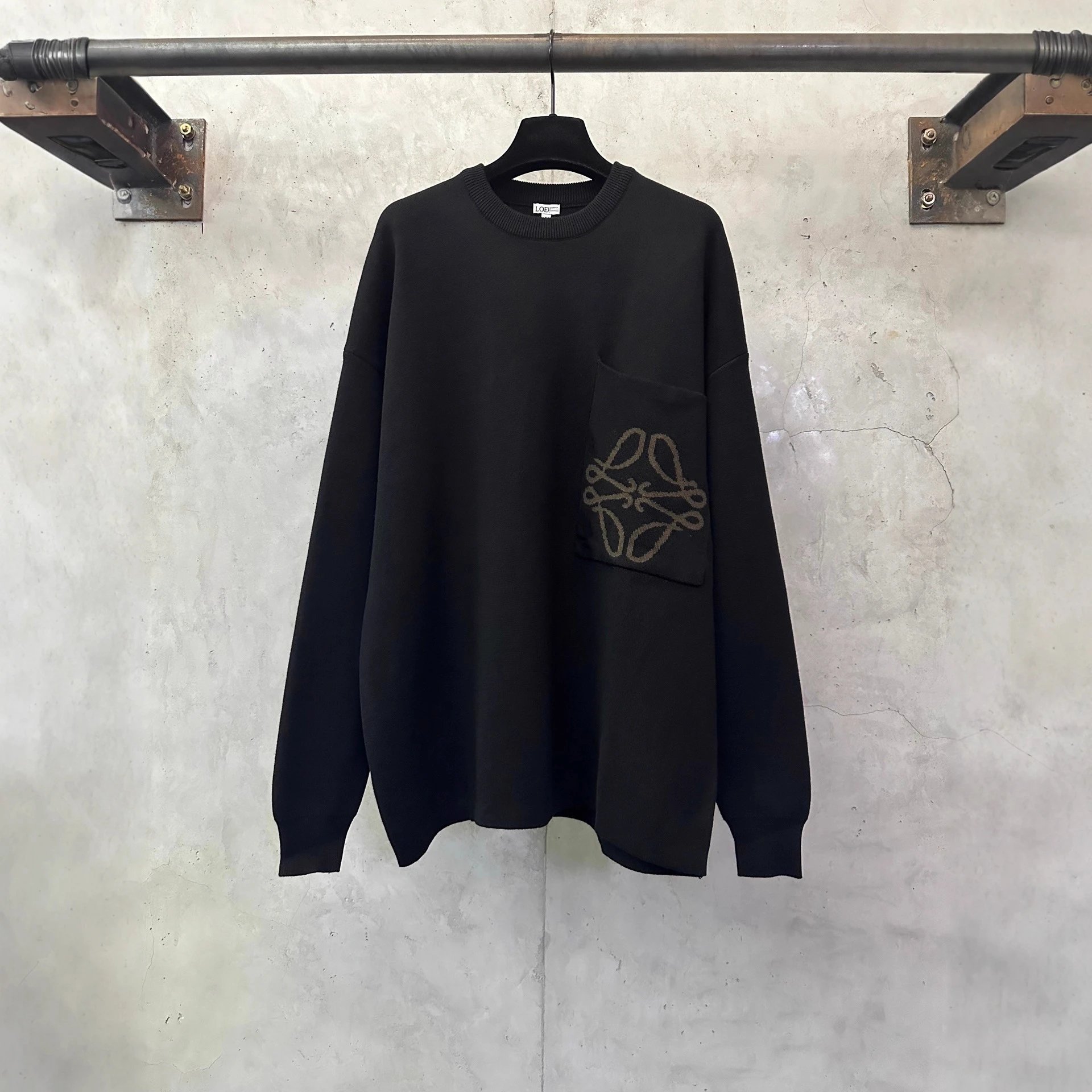Classic Embroidered Pocket Crewneck Sweater T-Shirt Unisex photo 3