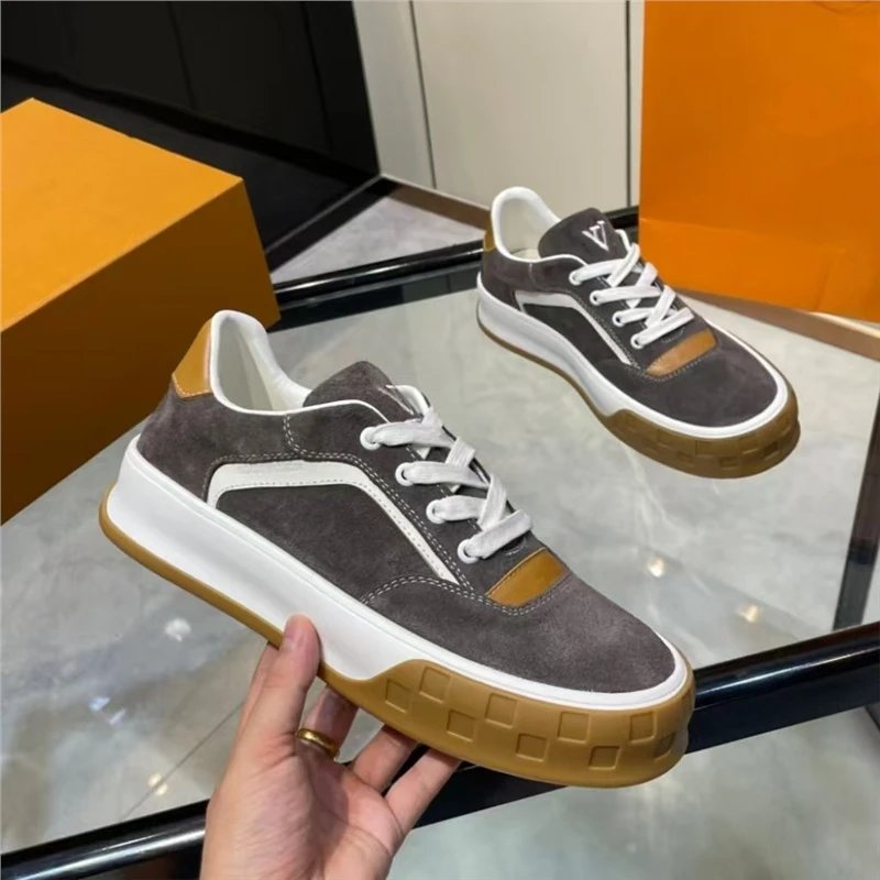 Premium Leather Lace-Up Casual Shoes photo 2