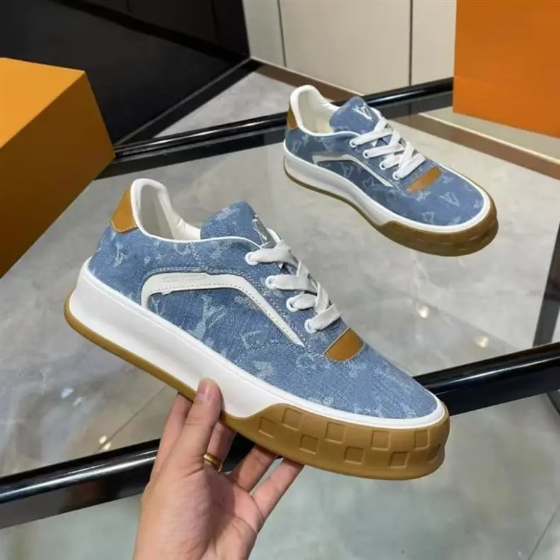 Premium Leather Lace-Up Casual Shoes photo 8