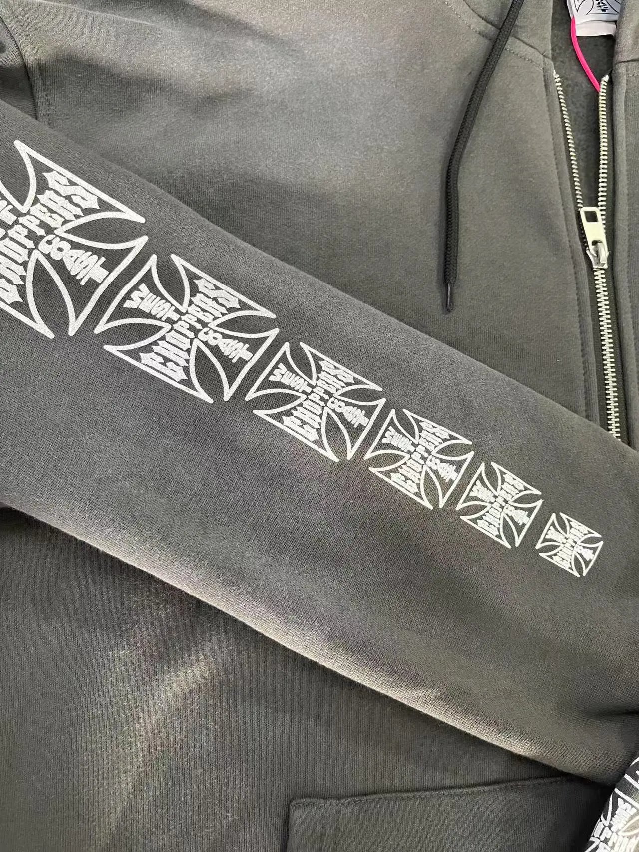 Print Zip Hoodie photo 6