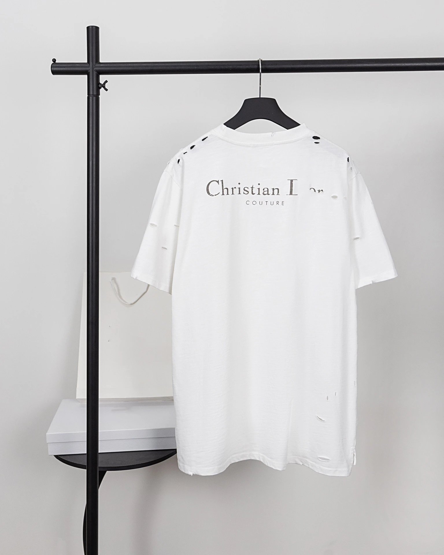 Distressed Letter Print T-Shirt photo 2