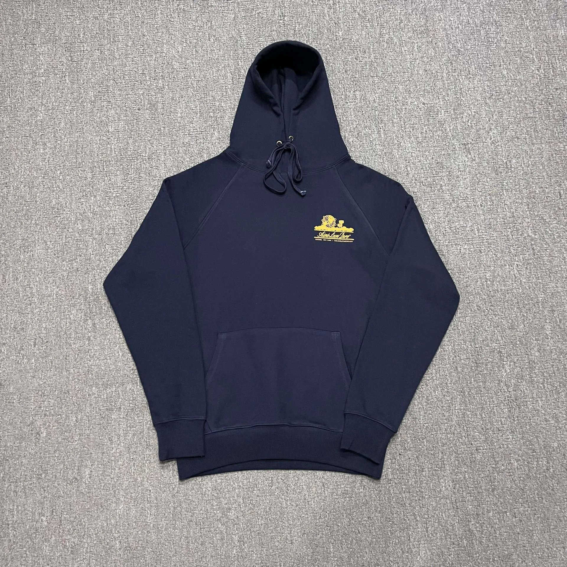 Aime Queens Landmark Print Hoodie photo 6