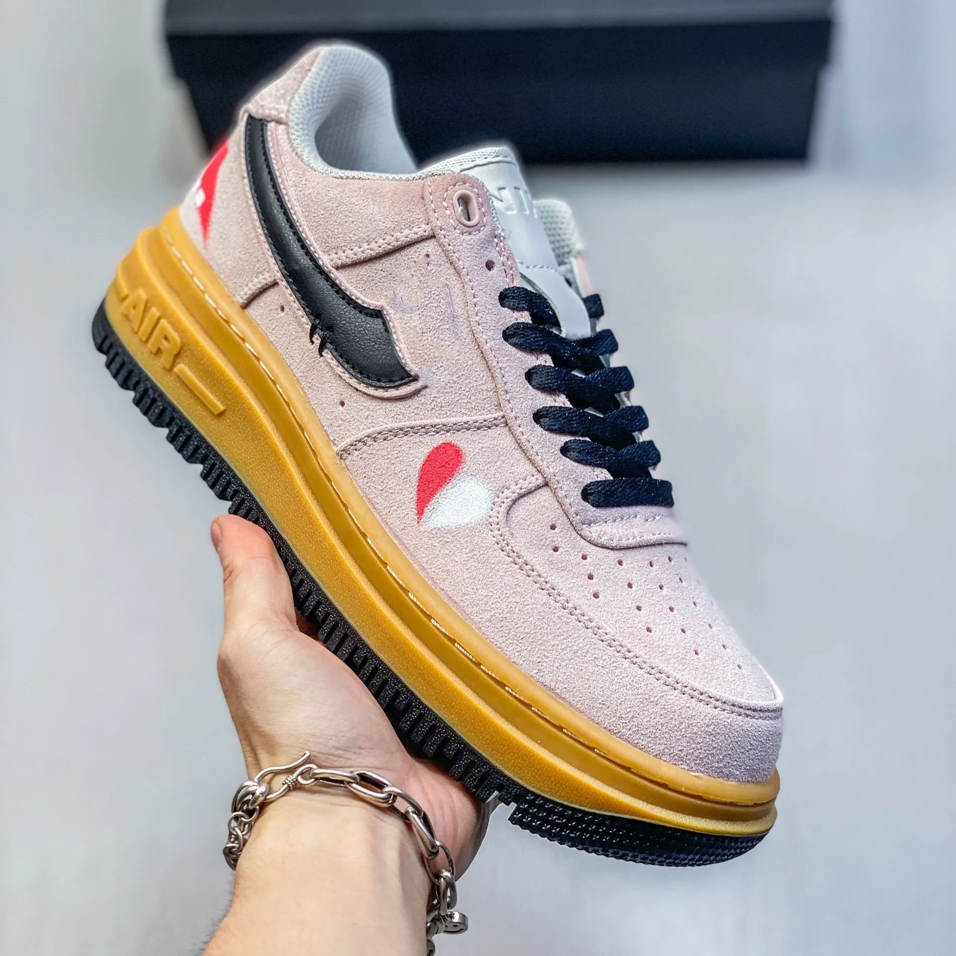Low-Top Casual Sneakers photo 7