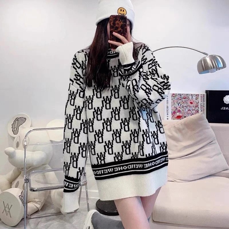 Letter Jacquard Sweater Couples photo 3