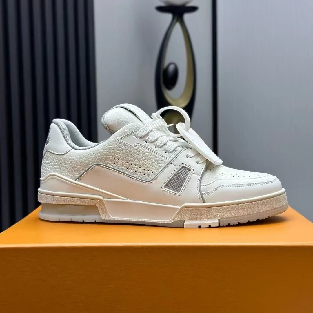 Casual Shoes photo 2