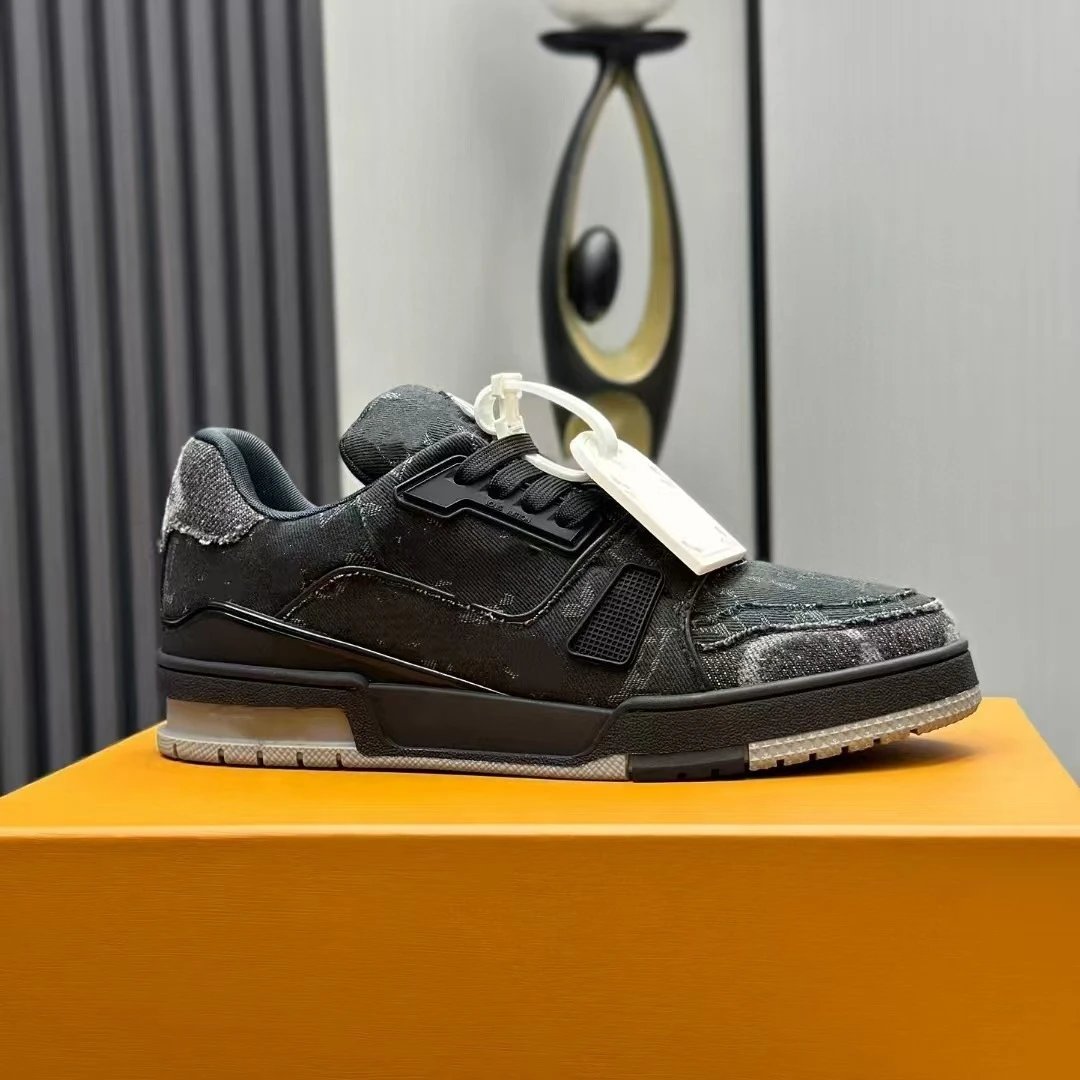 Casual Shoes photo 5