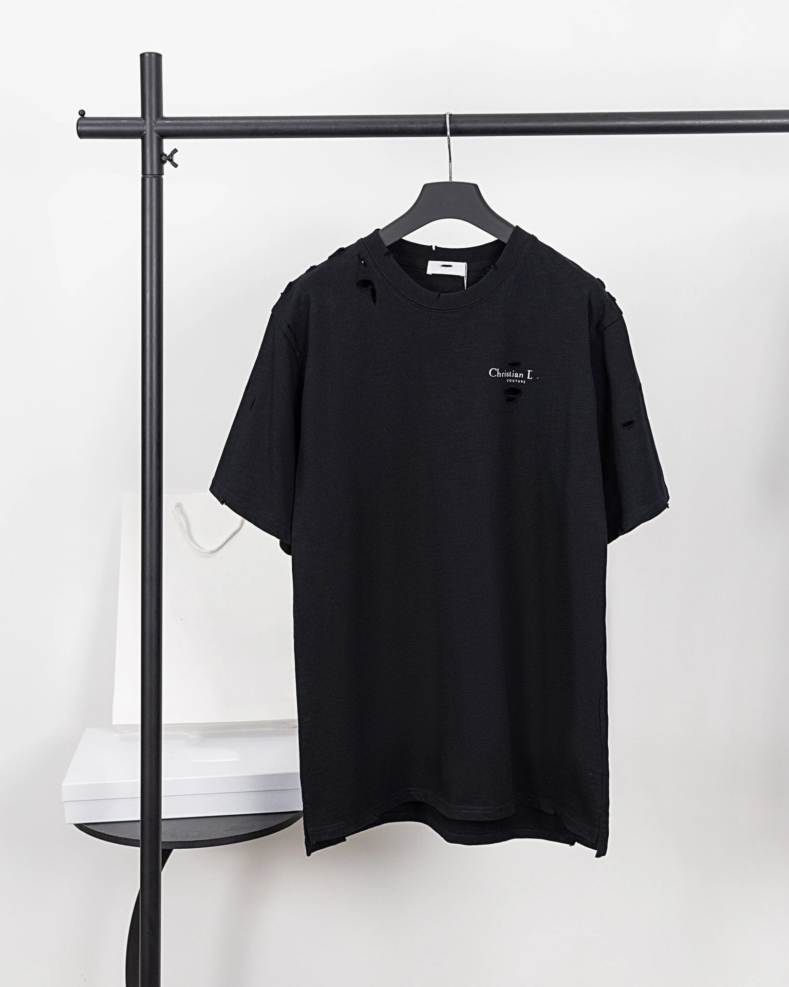 Distressed Letter Print T-Shirt photo 3