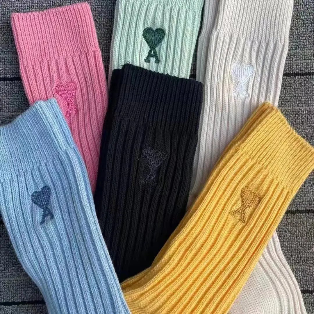 Embroidered Mid Crew Socks Couple Set photo 6