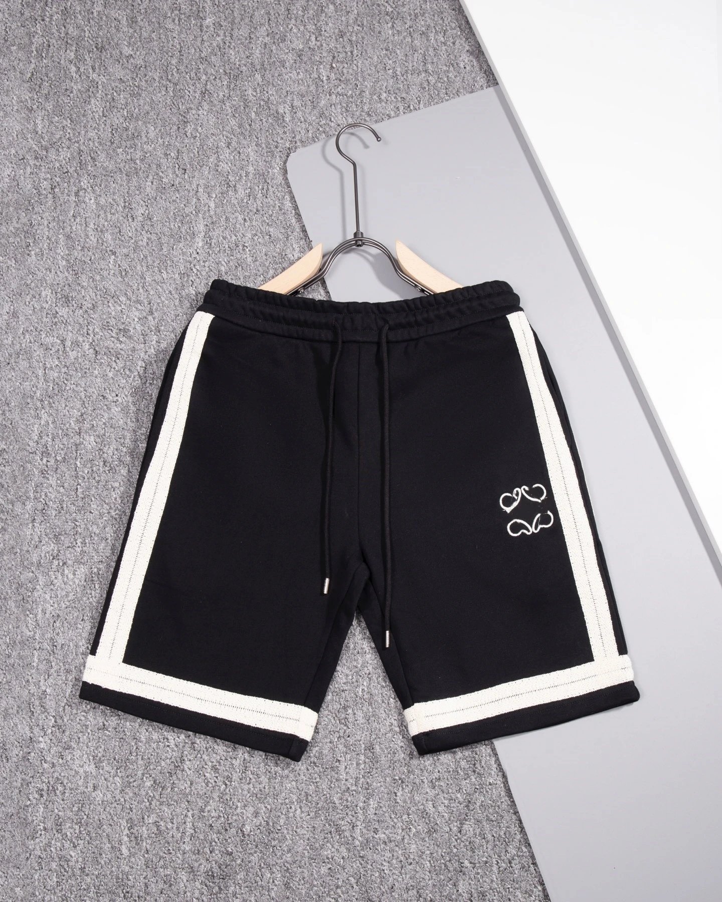 Tape Embroidered Casual Shorts Unisex photo 2