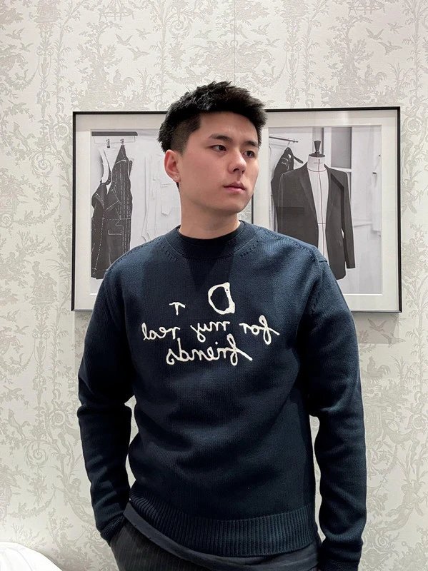 Letter Embroidered Knit Sweater photo 6