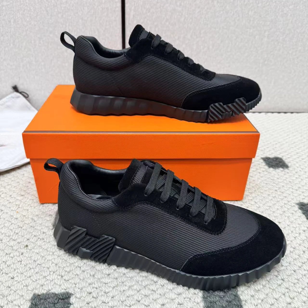 Leather Casual Board Shoes photo 3