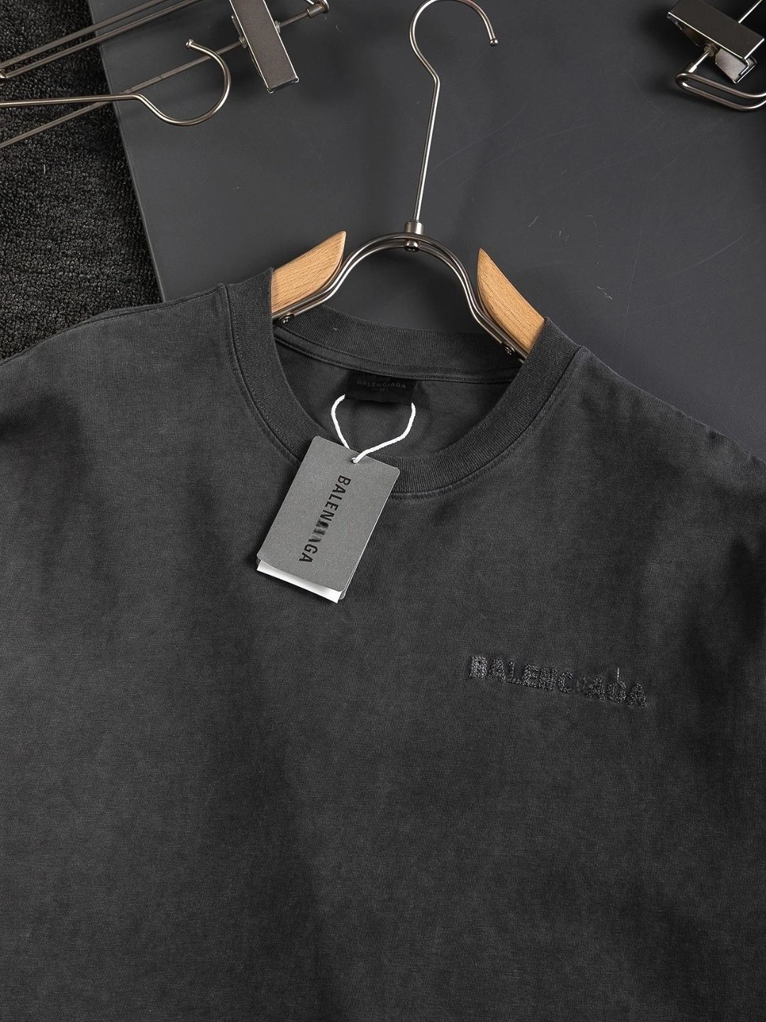 Logo Embroidered Crew Neck T-Shirt photo 8