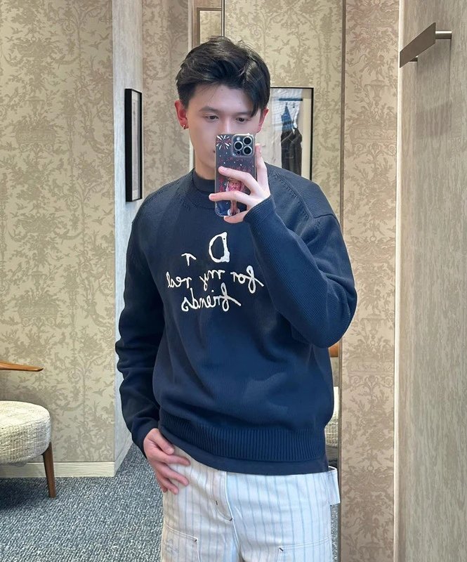 Letter Embroidered Knit Sweater photo 5