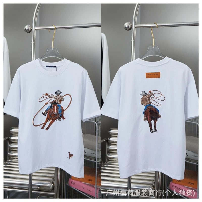 Letter Multi-Craft Classic T-Shirt photo 2