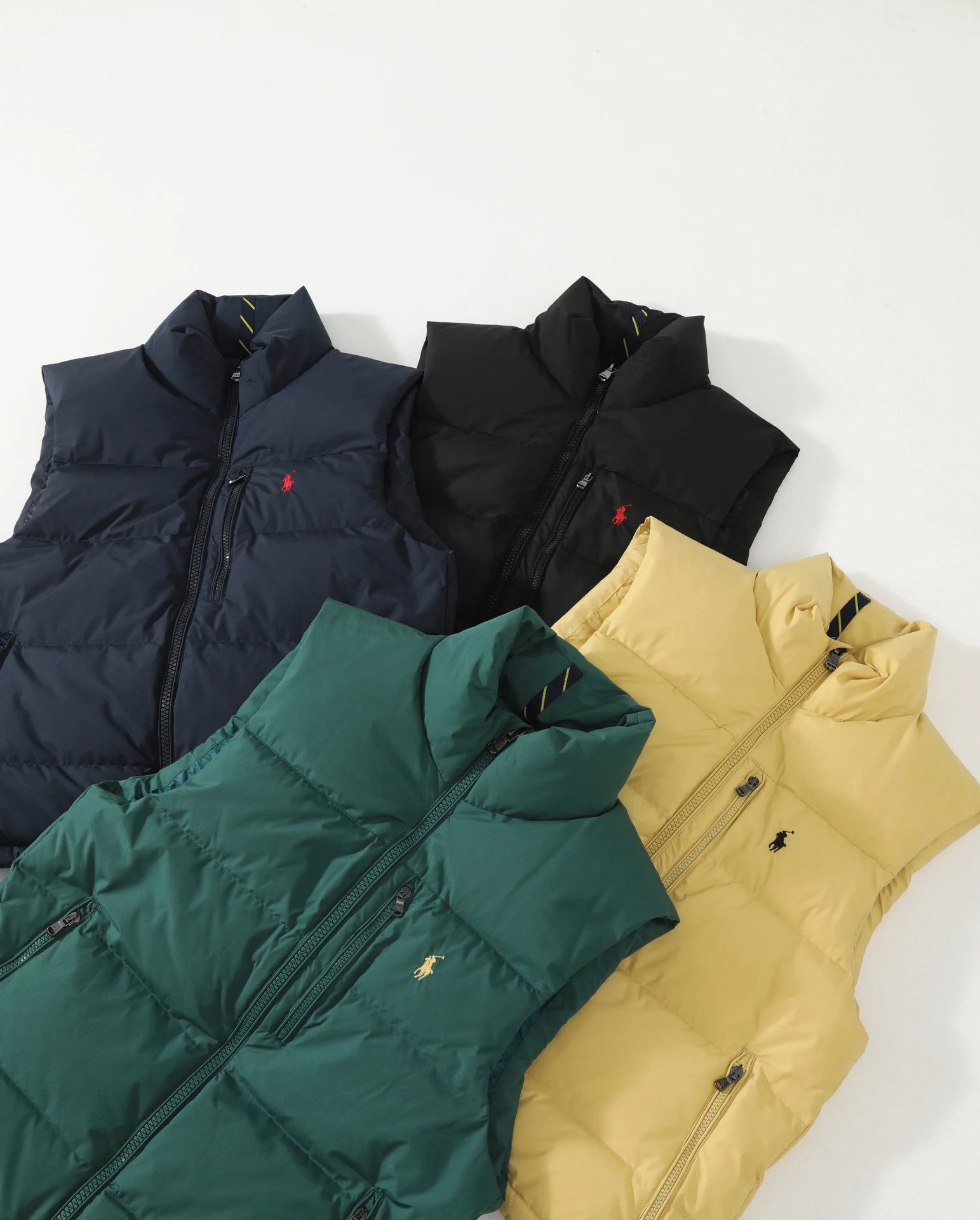 Classic Down Vest Unisex photo 7