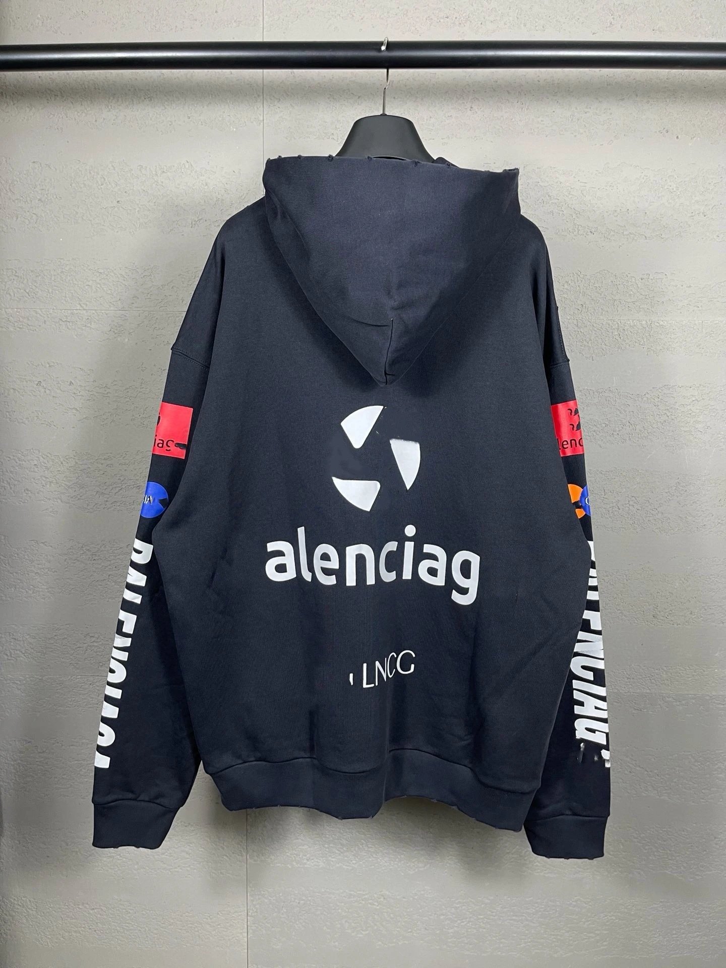 Gaichela Distressed Logo Hoodie Gray - 50