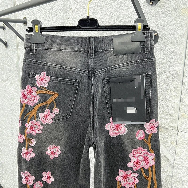 Embroidered Floral Jeans photo 3