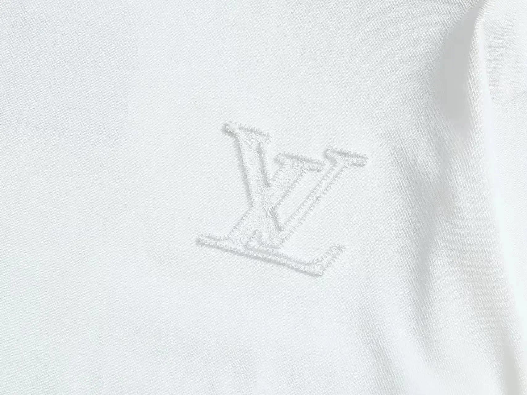 Versatile Crew Neck T-Shirt photo 7