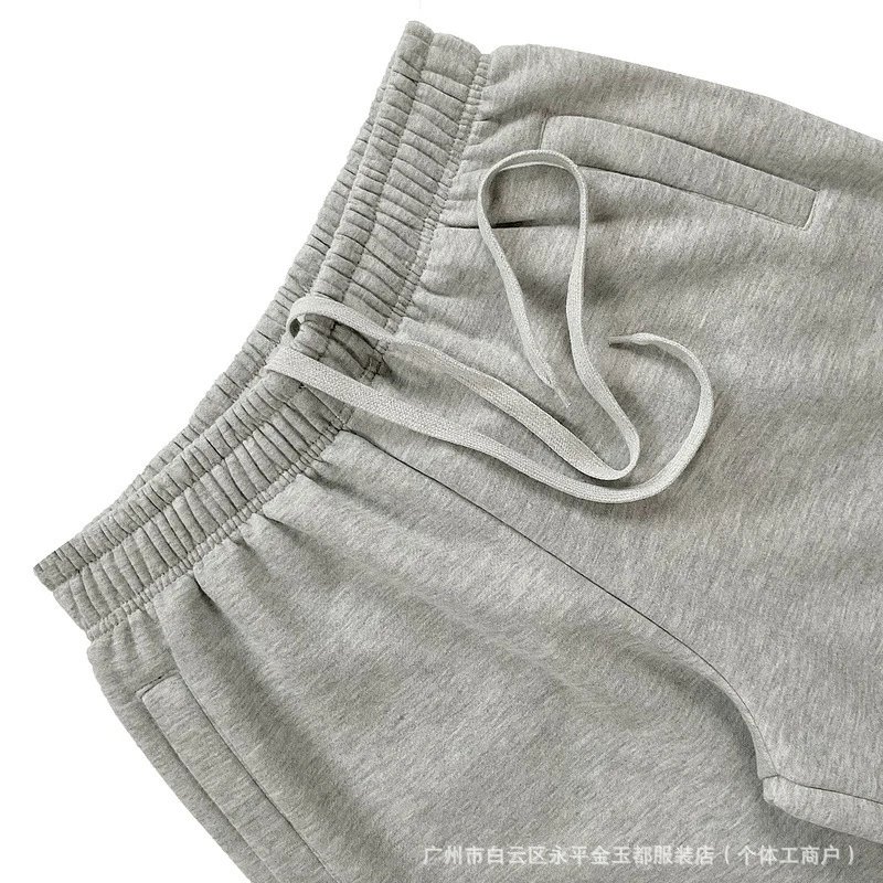 Design Graphic Print Black Sweat Shorts - 16