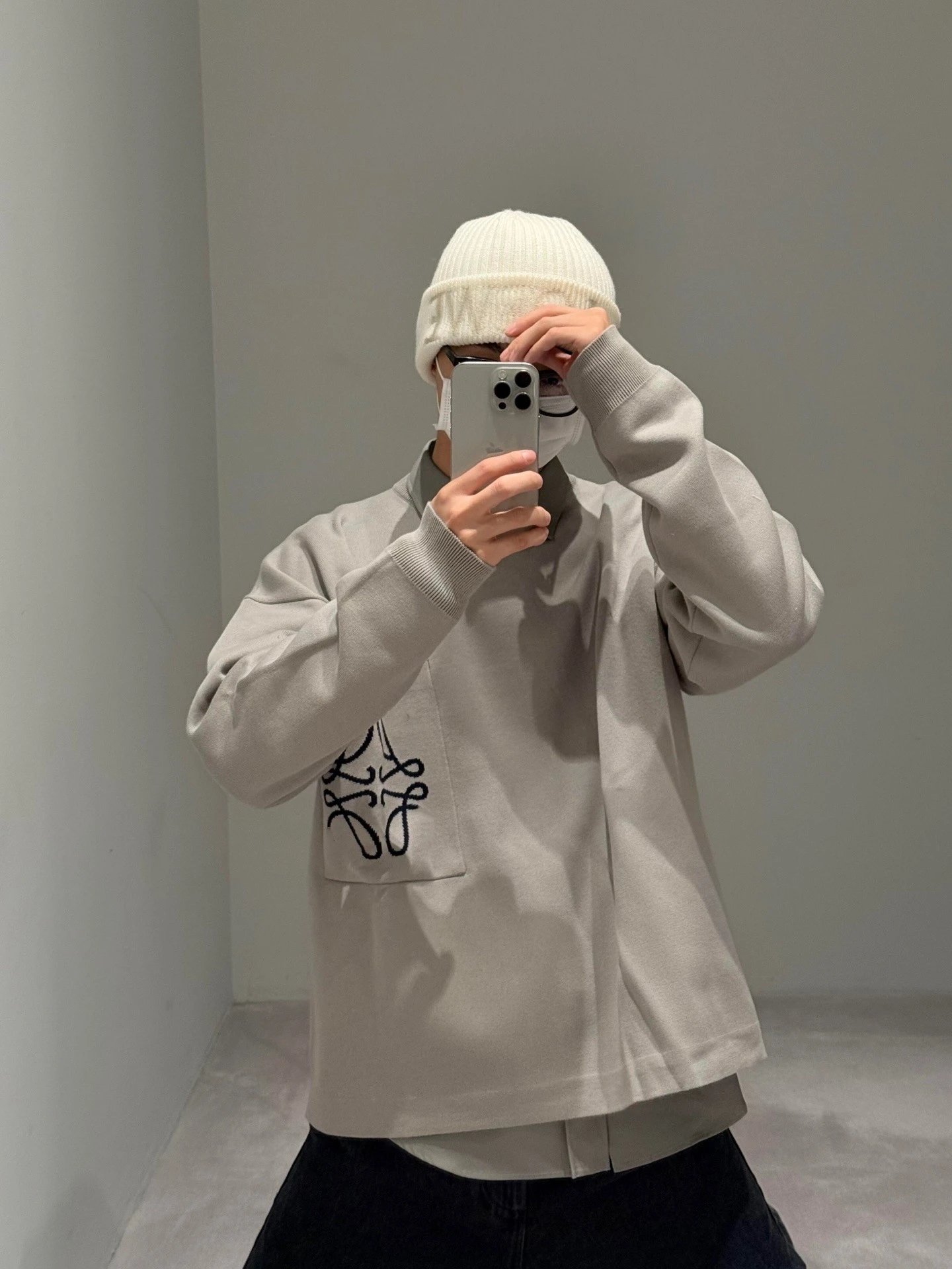 Classic Embroidered Pocket Crewneck Sweater T-Shirt Unisex photo 6