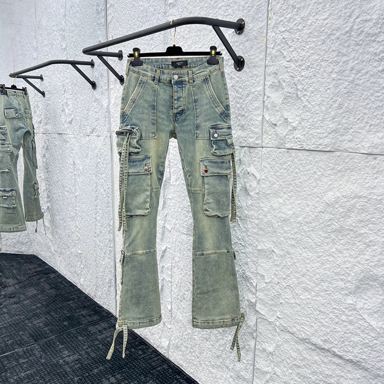 Dark Pocket Flare Jeans