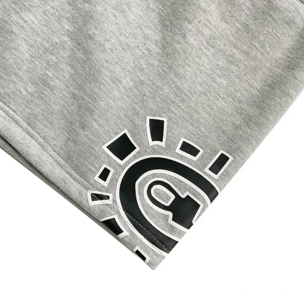 Design Graphic Print Black Sweat Shorts - 18