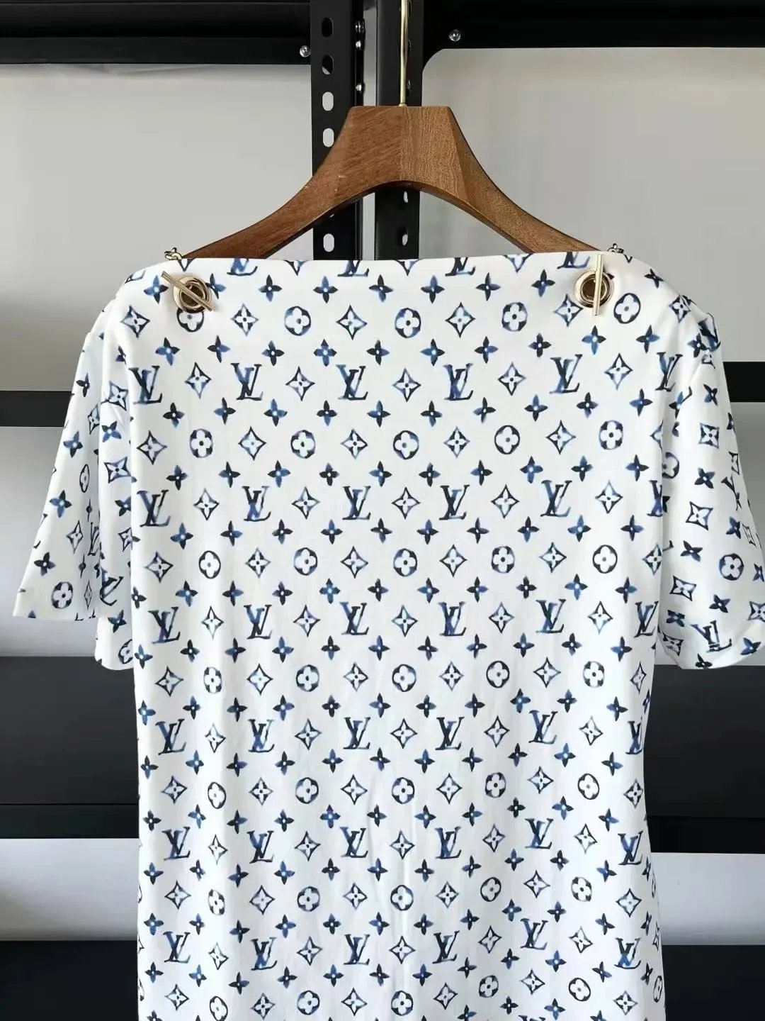Aquarelle Monogram Eyelet T-Shirt photo 2