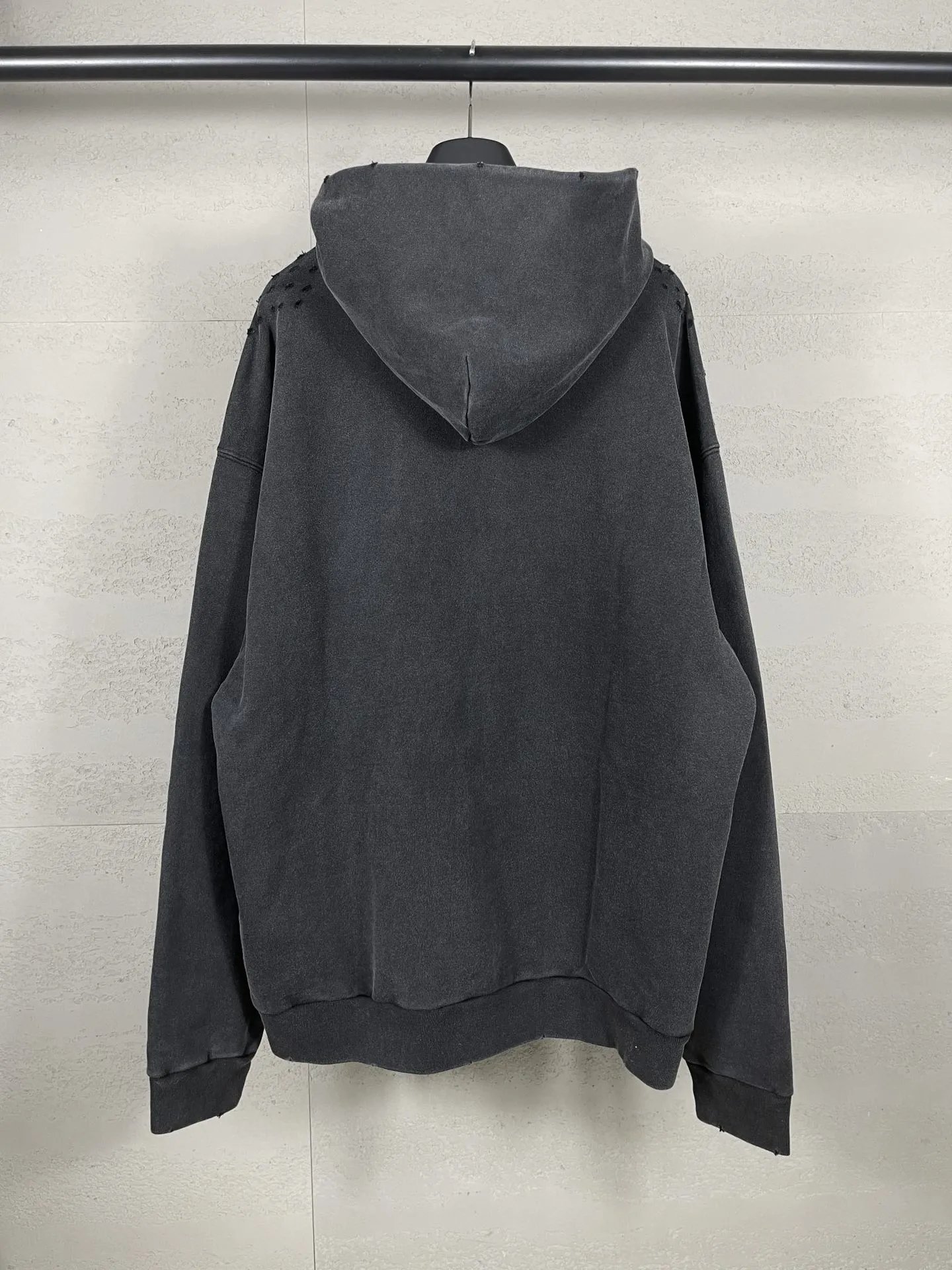 Gaichela Distressed Logo Hoodie Gray - 32