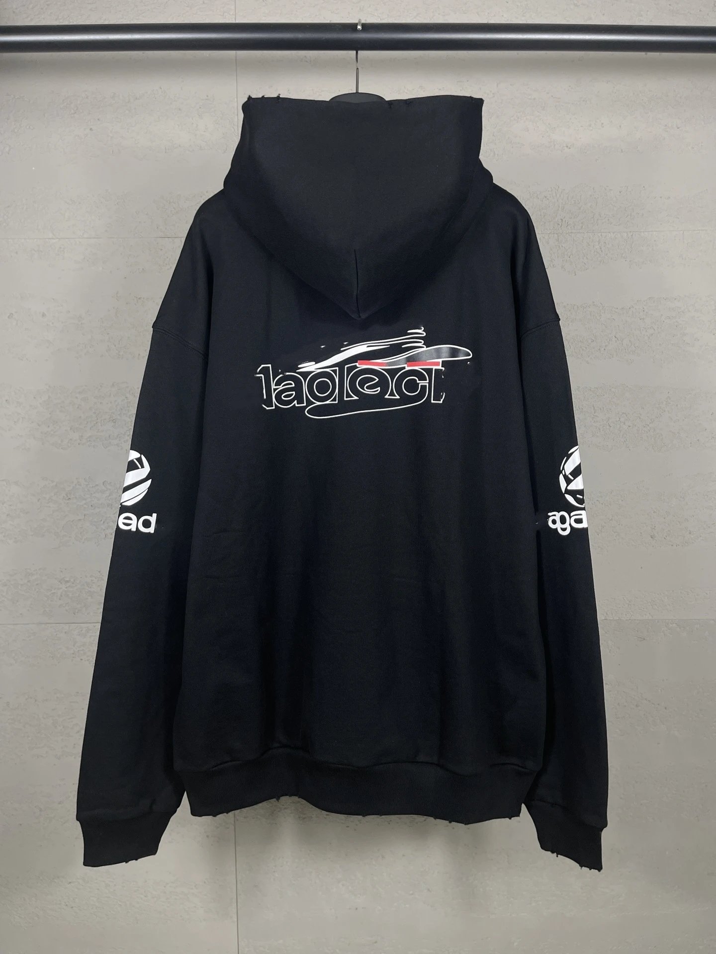 Gaichela Distressed Logo Hoodie Gray - 30