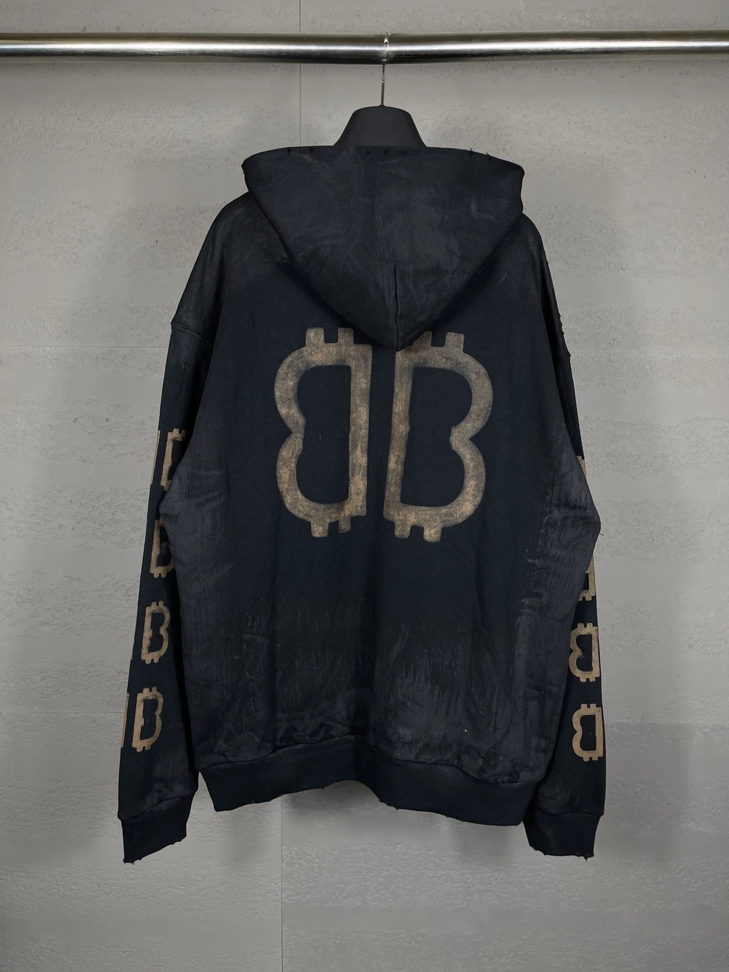 Gaichela Distressed Logo Hoodie Gray - 46
