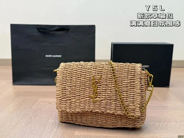 Saint Laurent Crossbody Bags Chain-Strap Flap Bag with Cassandre Logo product detail image 3