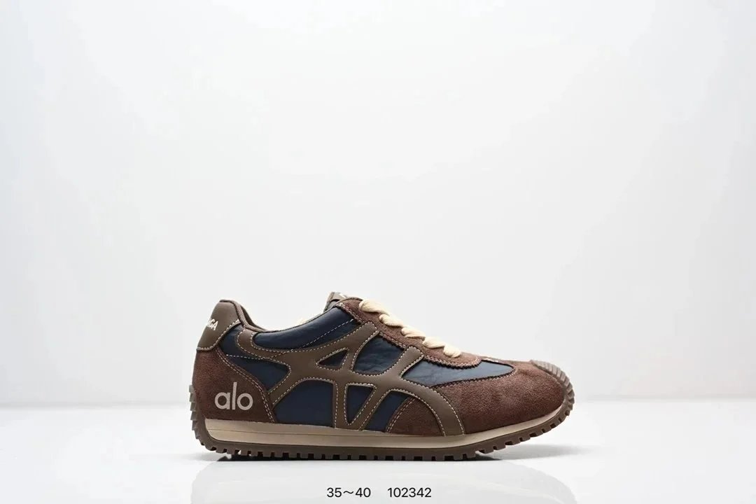 Alo Sneakers