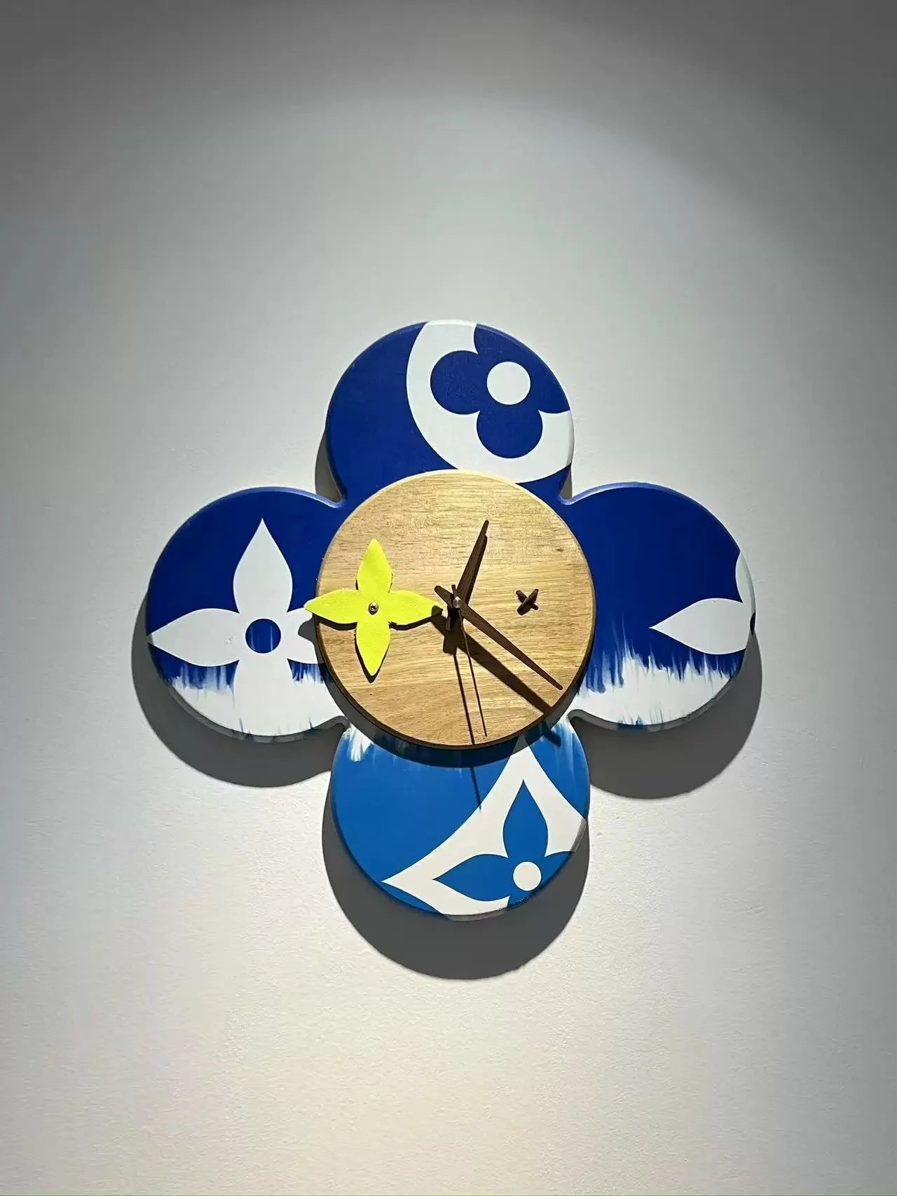 Virgil Abloh x Louis Vuitton Four Flower Wall Clock