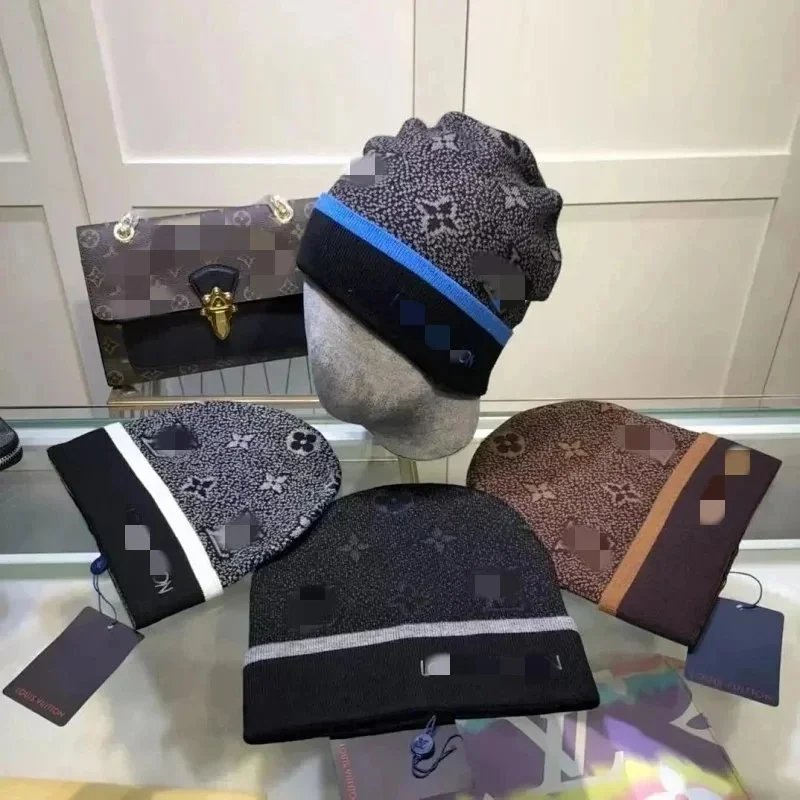 Louis Vuitton LV Beanie&Scarf