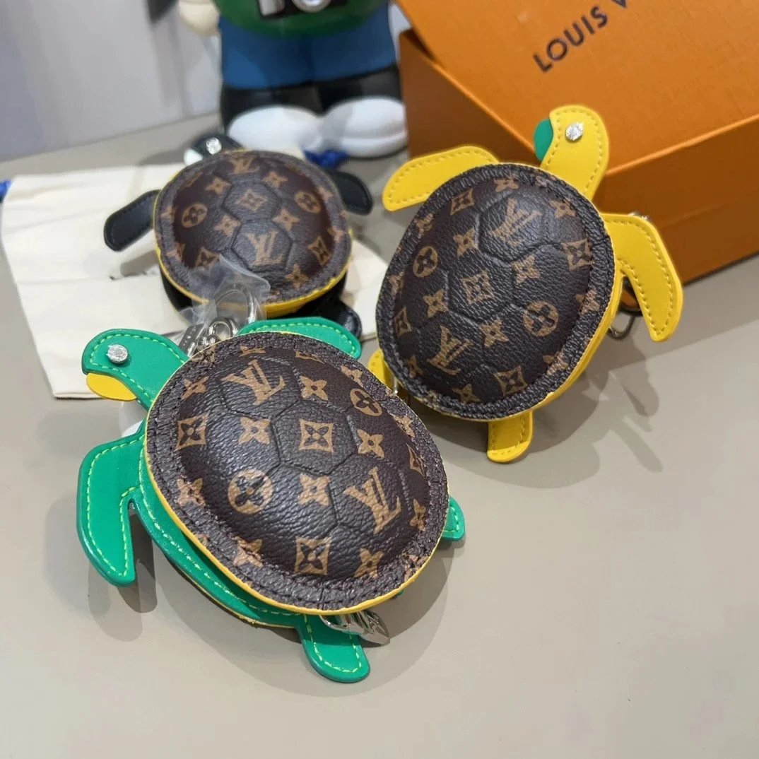 Louis Vuitton LV Keychain
