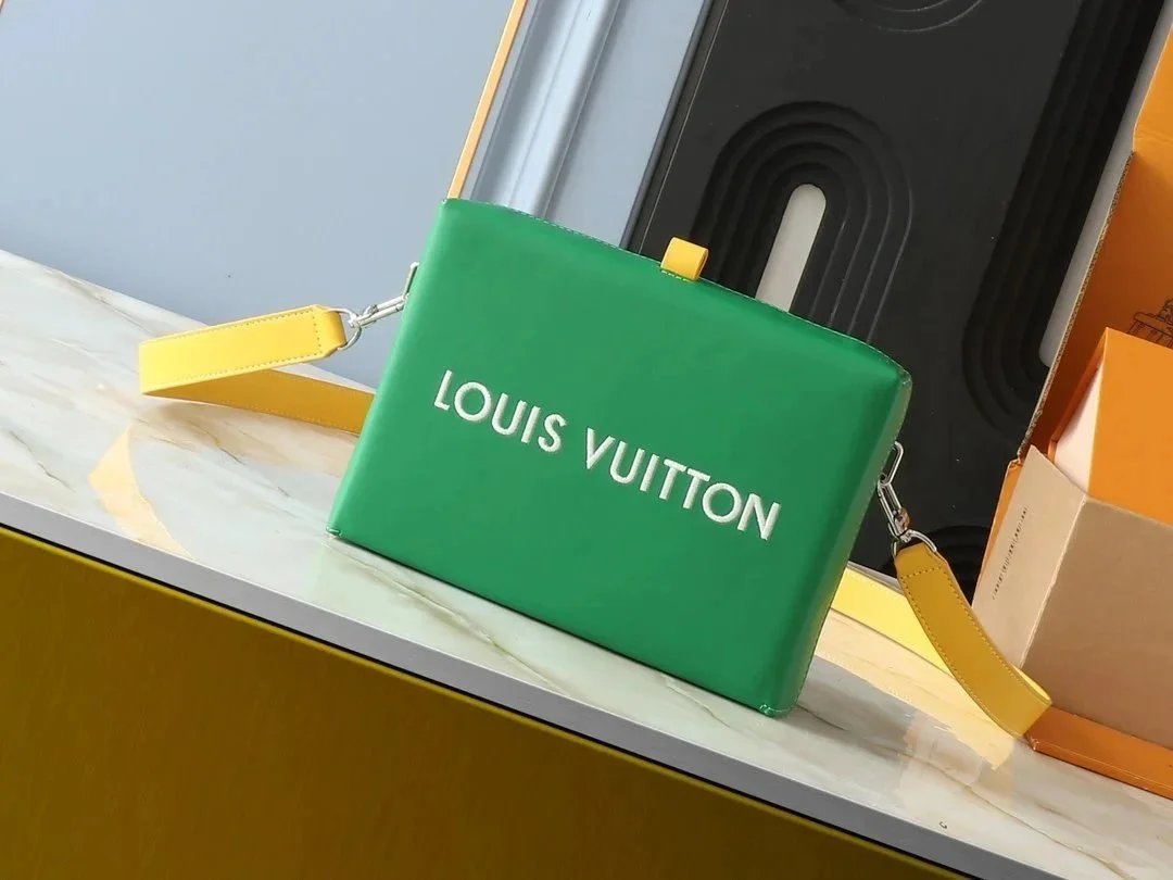 LV Tote Bag