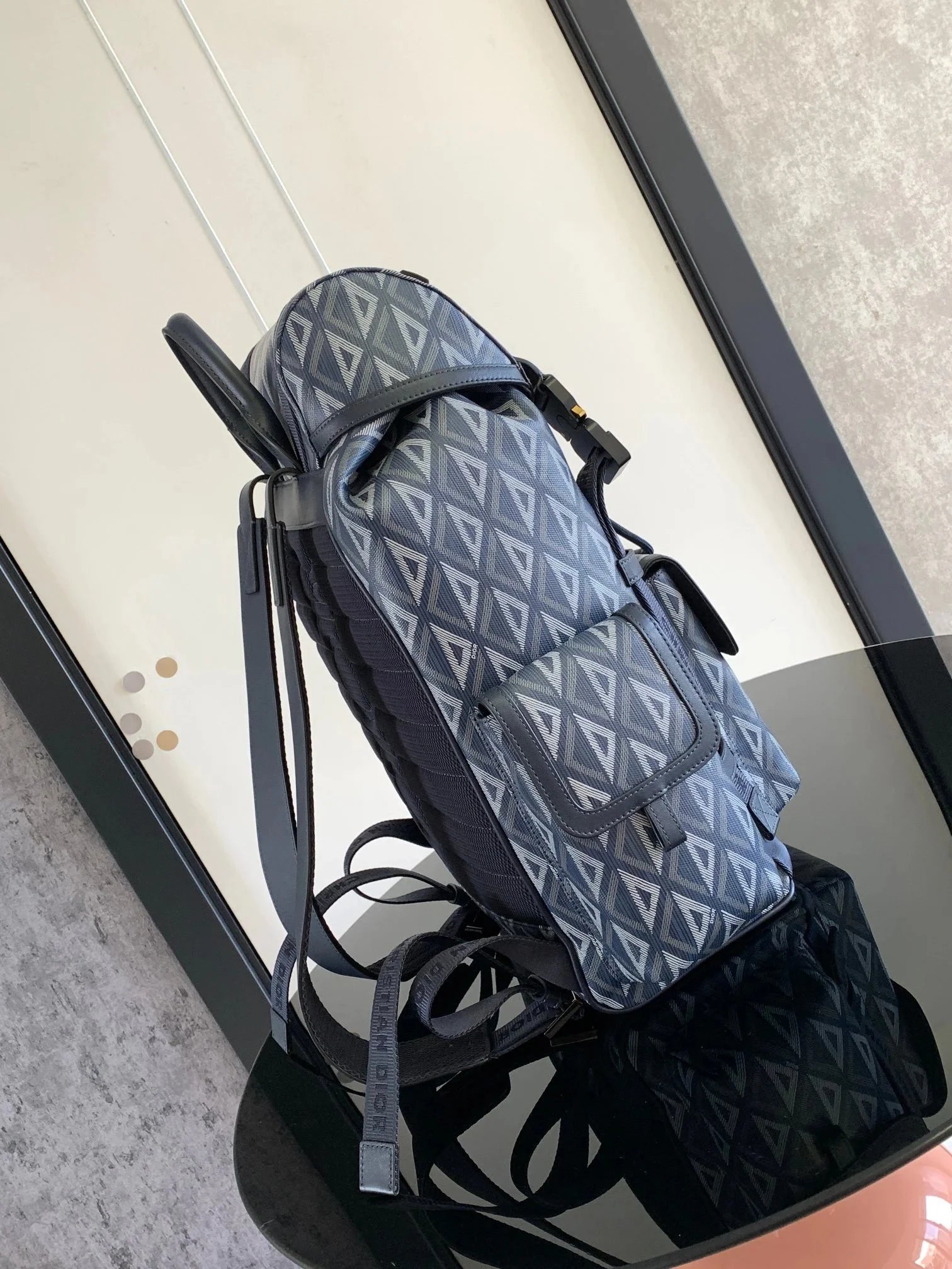 Dior Backpack super clean and super high quality