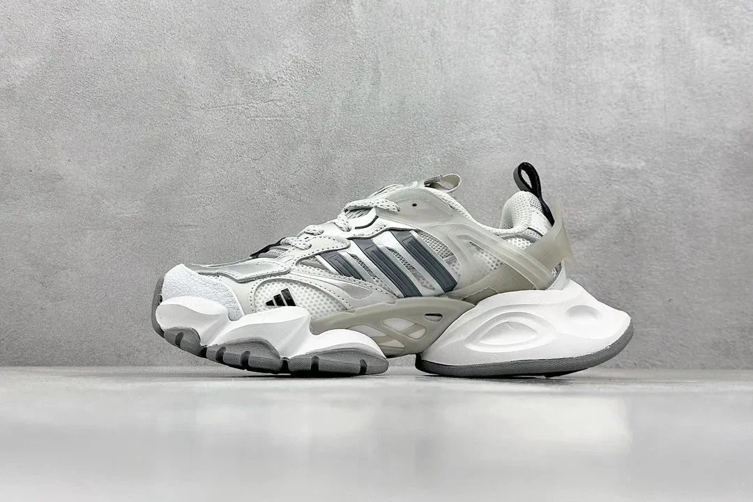 adidas Sneakers AD VENTO XLG DELUXE — 13