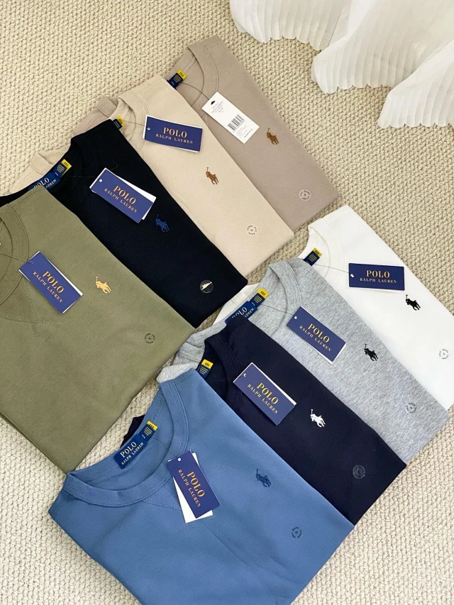 Ralph Lauren Hoodies & Sweatshirts Crewneck Sweatshirt with Embroidered Pony Logo product detail image 4
