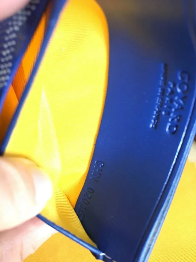 Goyard Wallets & Card Holders Chevron Canvas Holder product detail image 8
