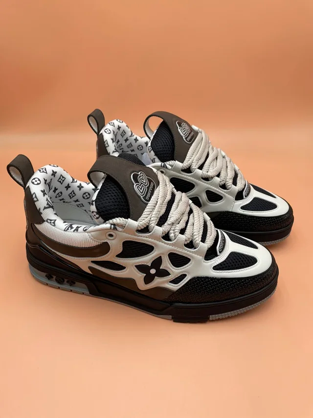 Louis Vuitton Sneakers Low-Top Monogram image 11