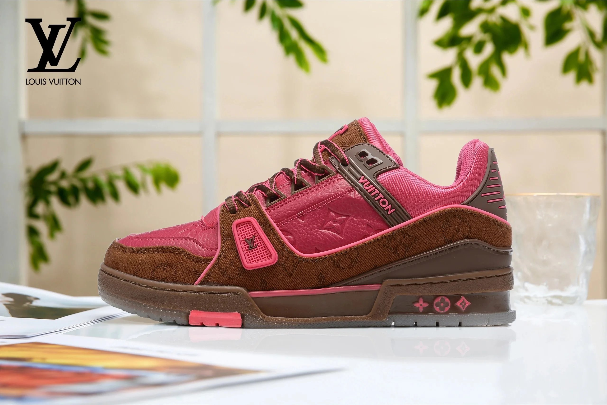 Louis Vuitton Sneakers Low-Top Monogram image 14