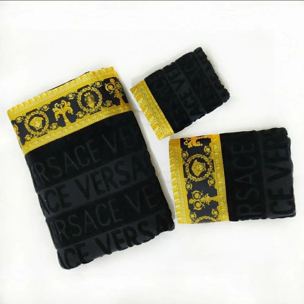 Versace Uncategorized Bath Towel Three-Piece Set with Baroque Border — Black model